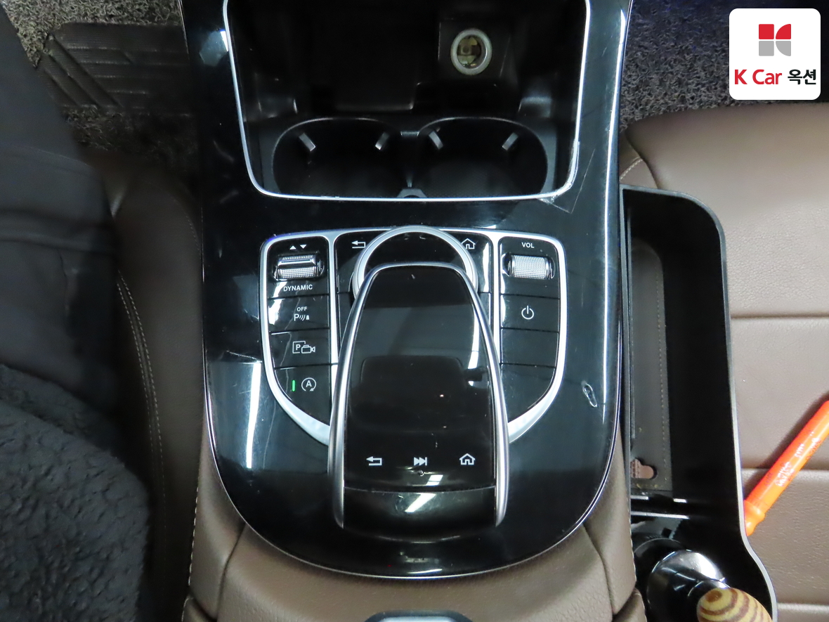 메르세데스-벤츠 E-클래스 2017 - 이미지 16