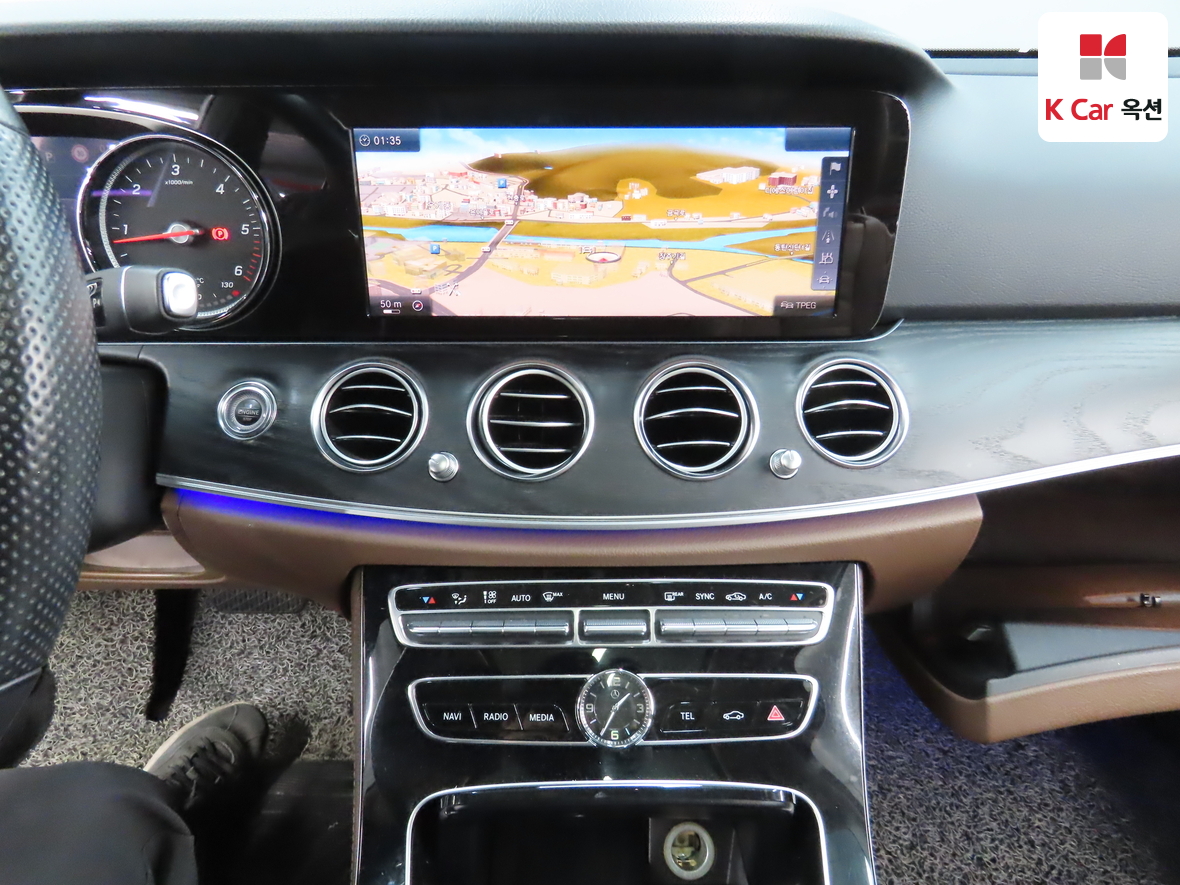 메르세데스-벤츠 E-클래스 2017 - 이미지 6