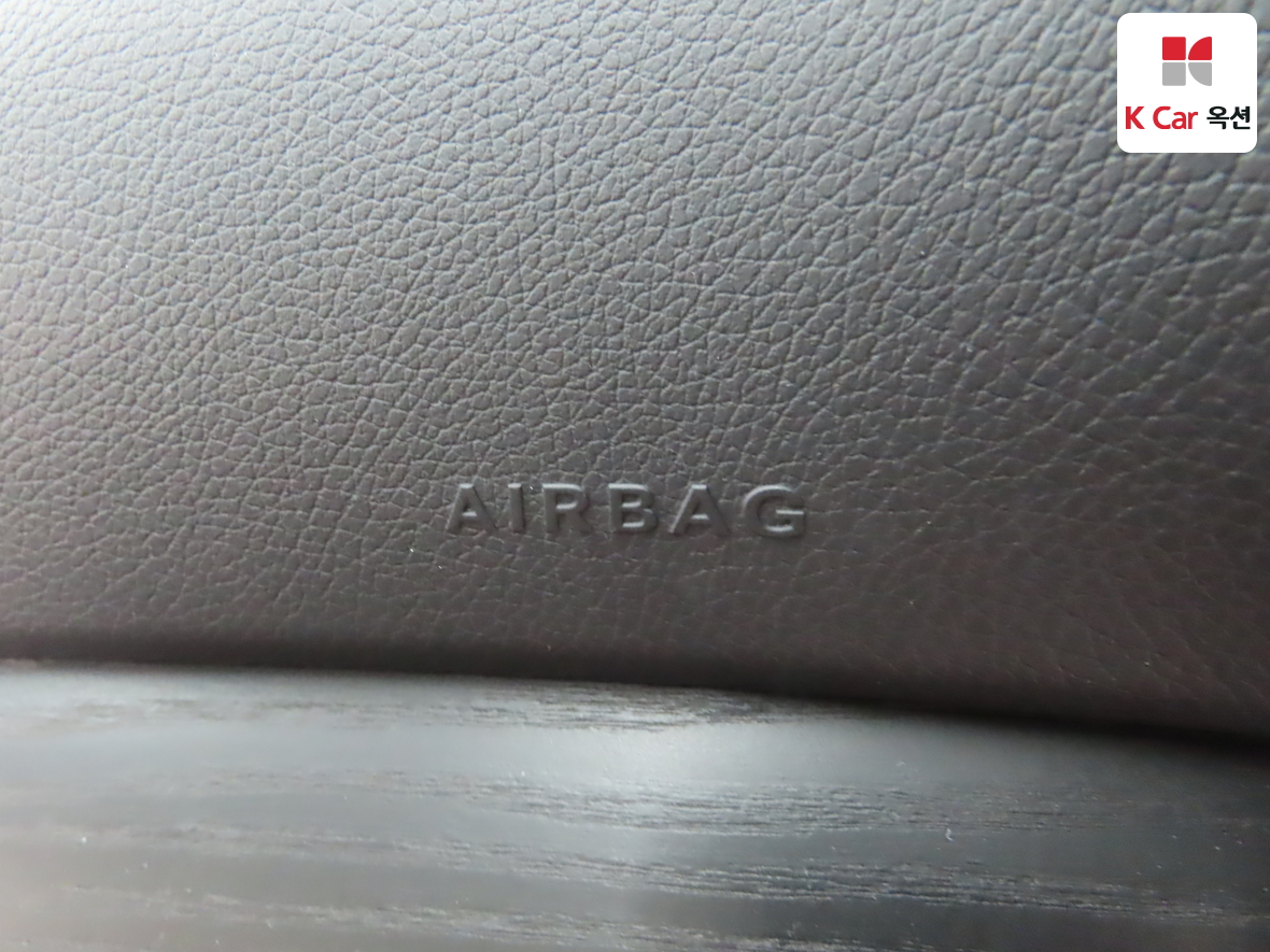 메르세데스-벤츠 E-클래스 2017 - 이미지 34