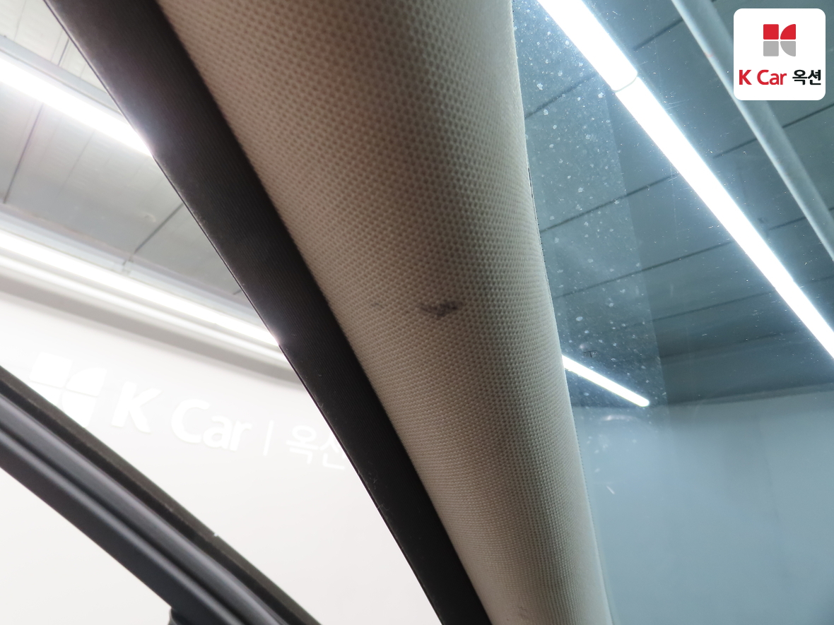 메르세데스-벤츠 E-클래스 2017 - 이미지 21