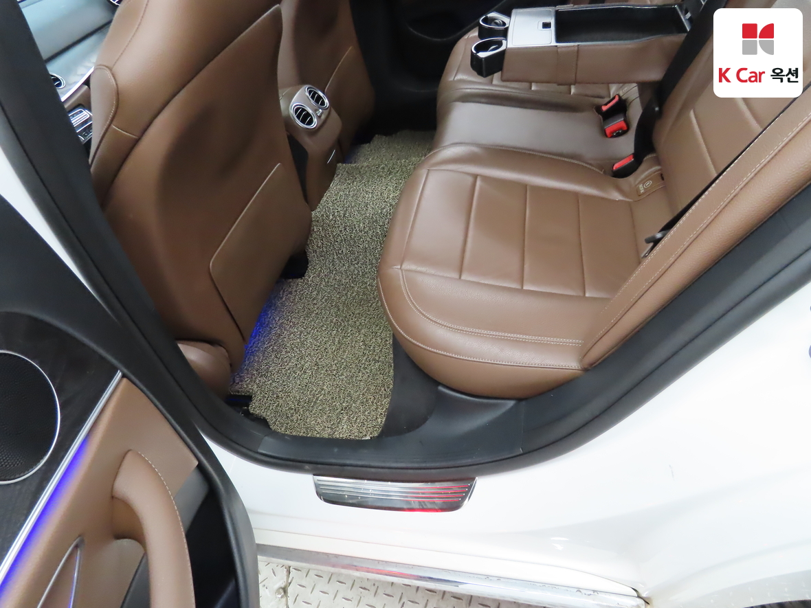 메르세데스-벤츠 E-클래스 2017 - 이미지 27