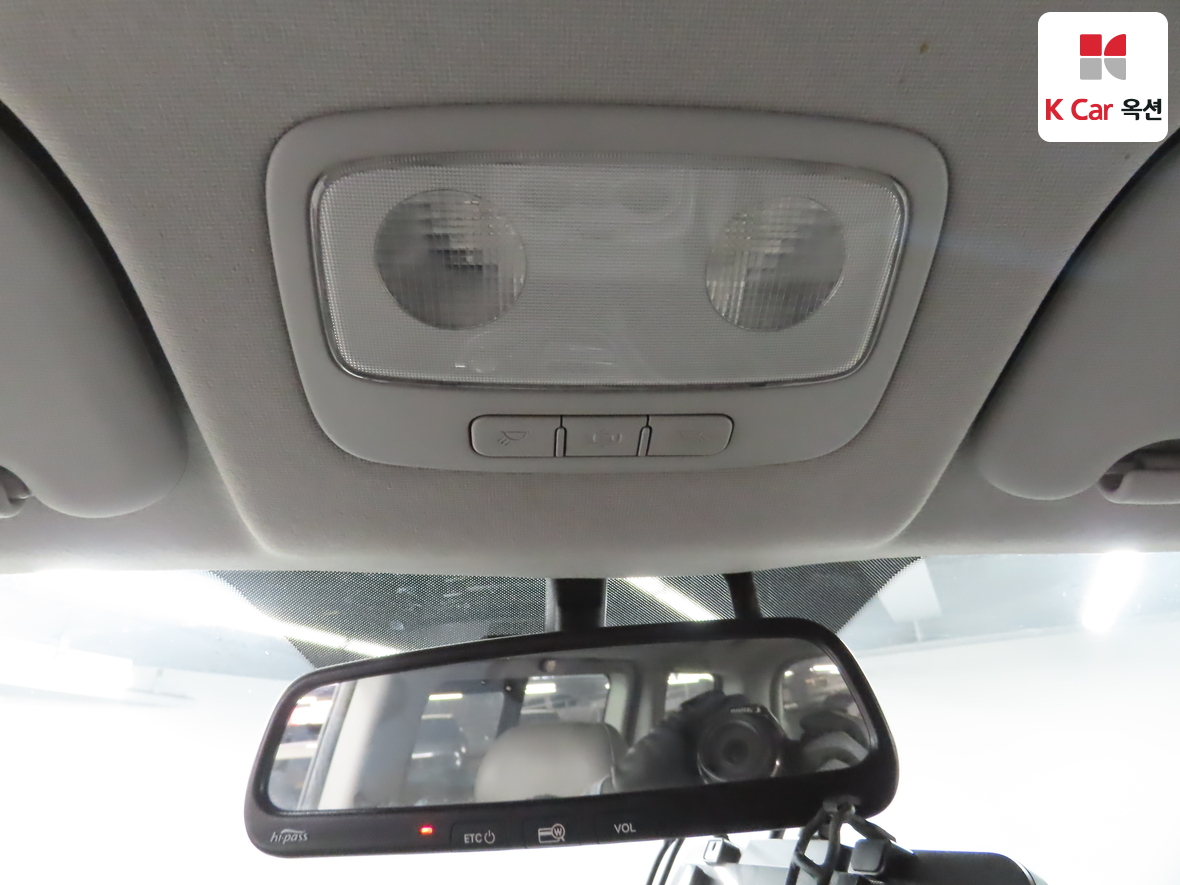 Hyundai Grand Starex 2014 - Image 12