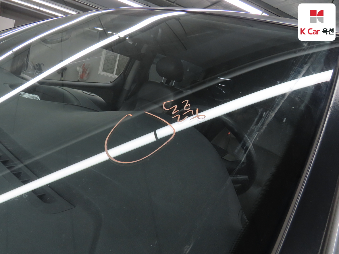 Hyundai Grand Starex 2014 - Image 32