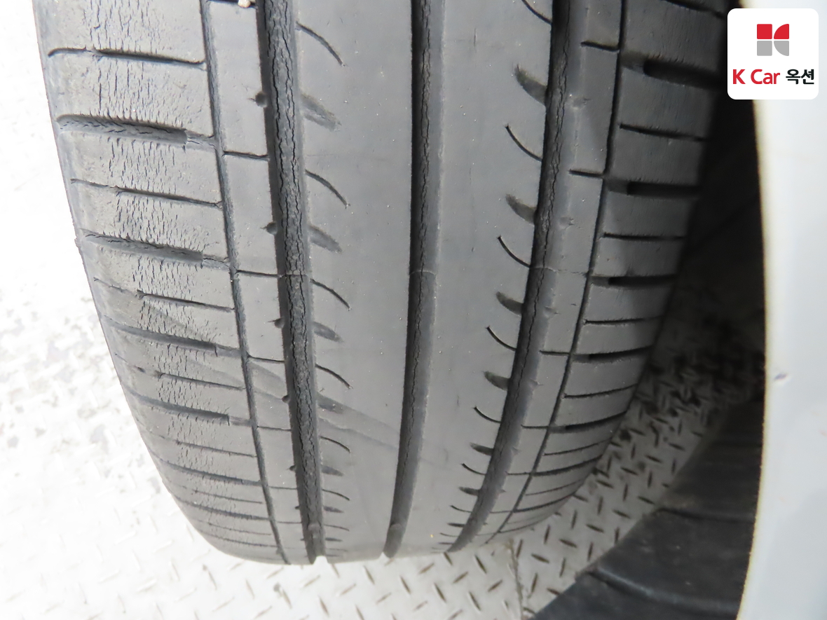 Hyundai Elantra 2014 - Image 31