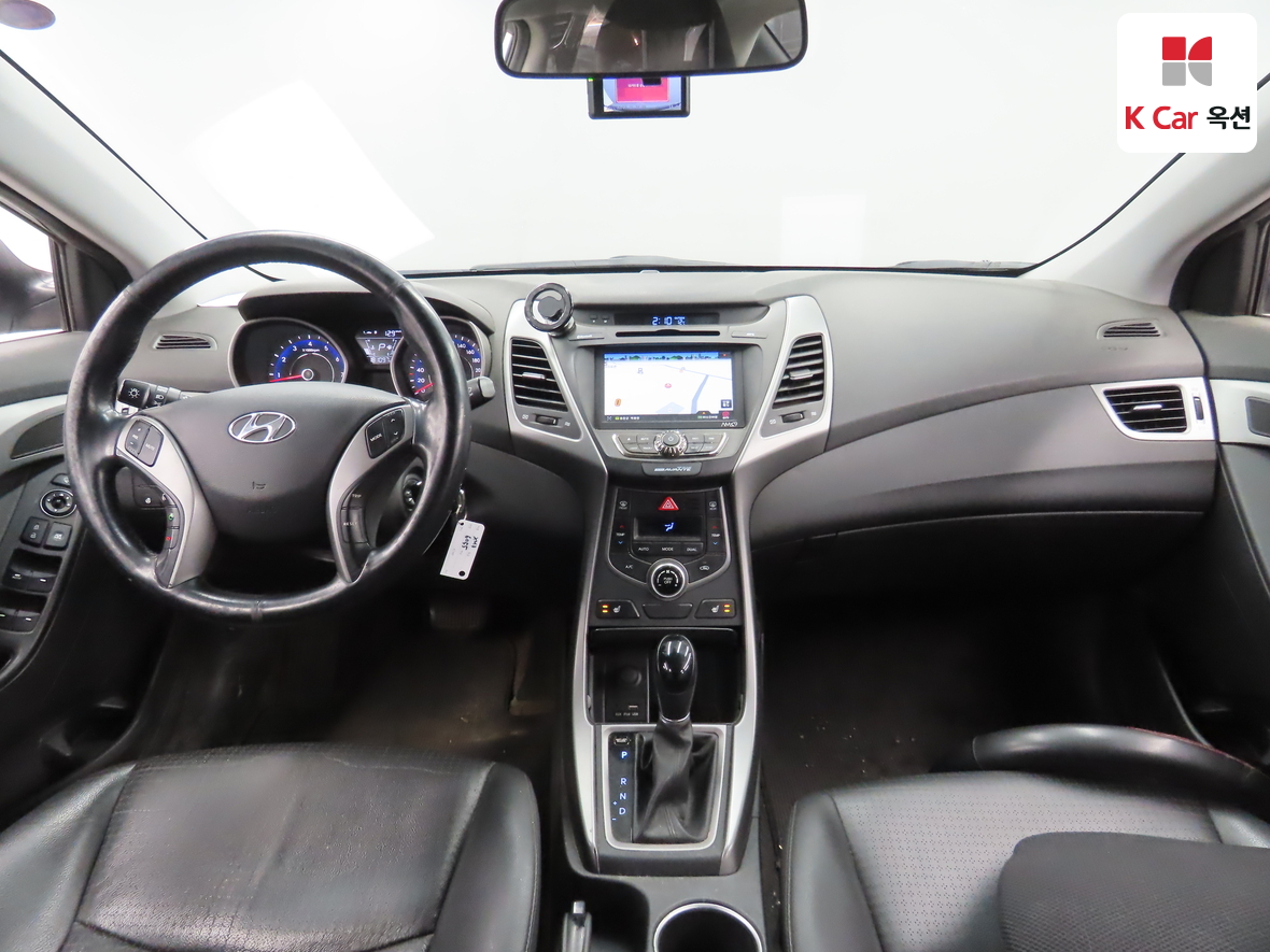 Hyundai Elantra 2014 - Image 3