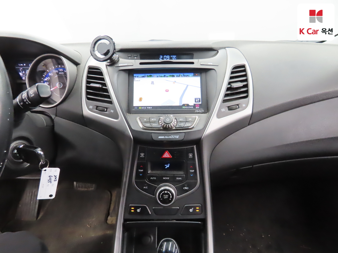 Hyundai Elantra 2014 - Image 6