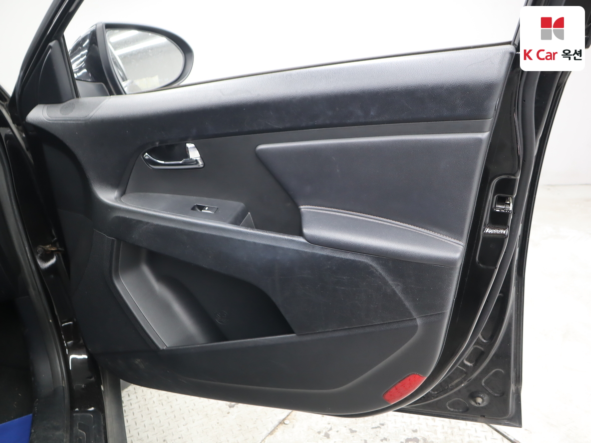 Kia Sportage 2011 - Image 32