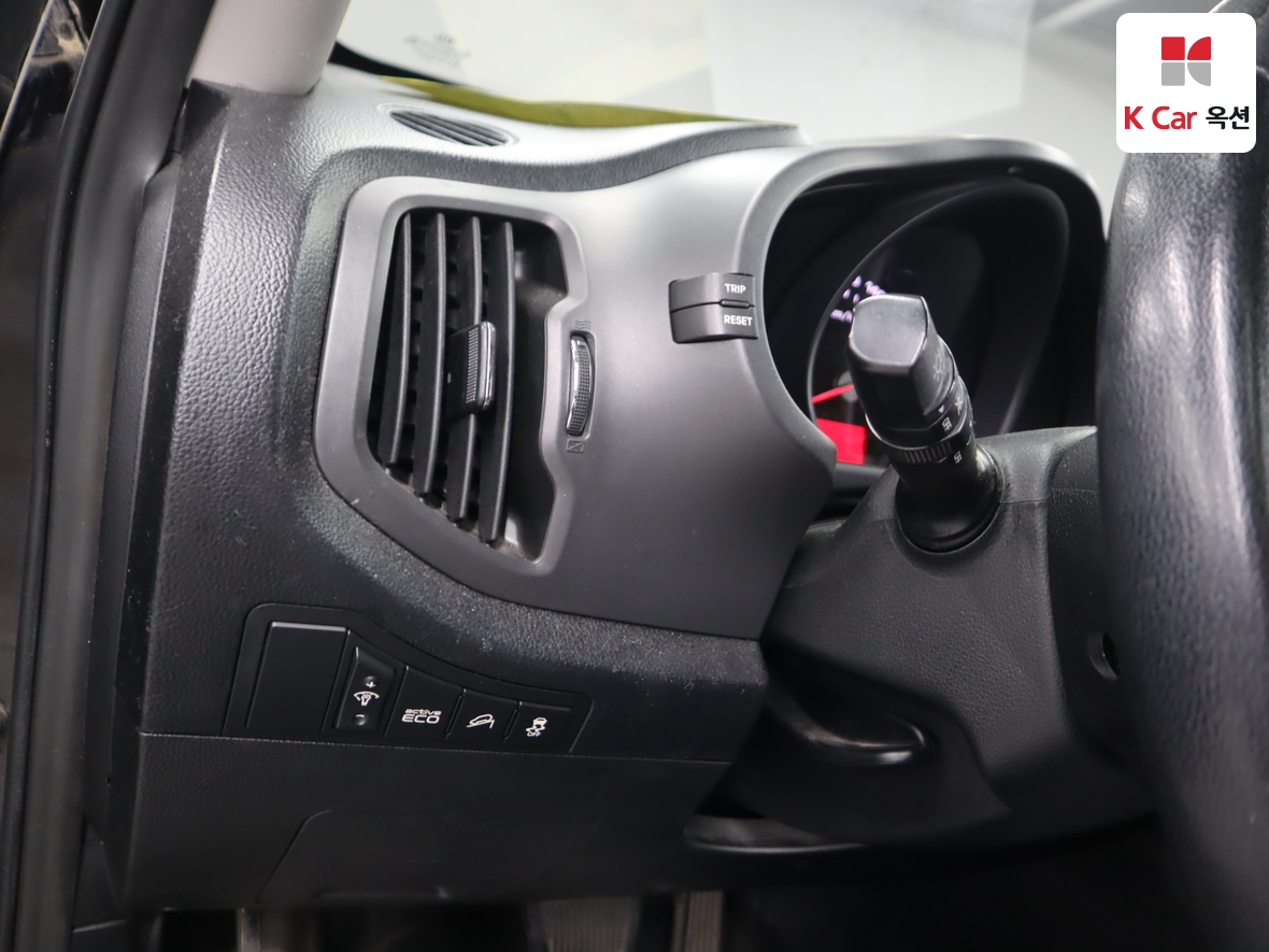 Kia Sportage 2011 - Image 9