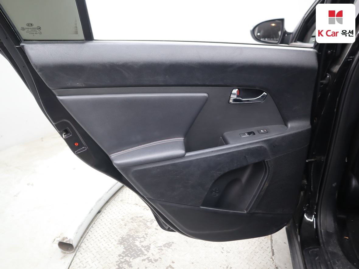 Kia Sportage 2011 - Image 25