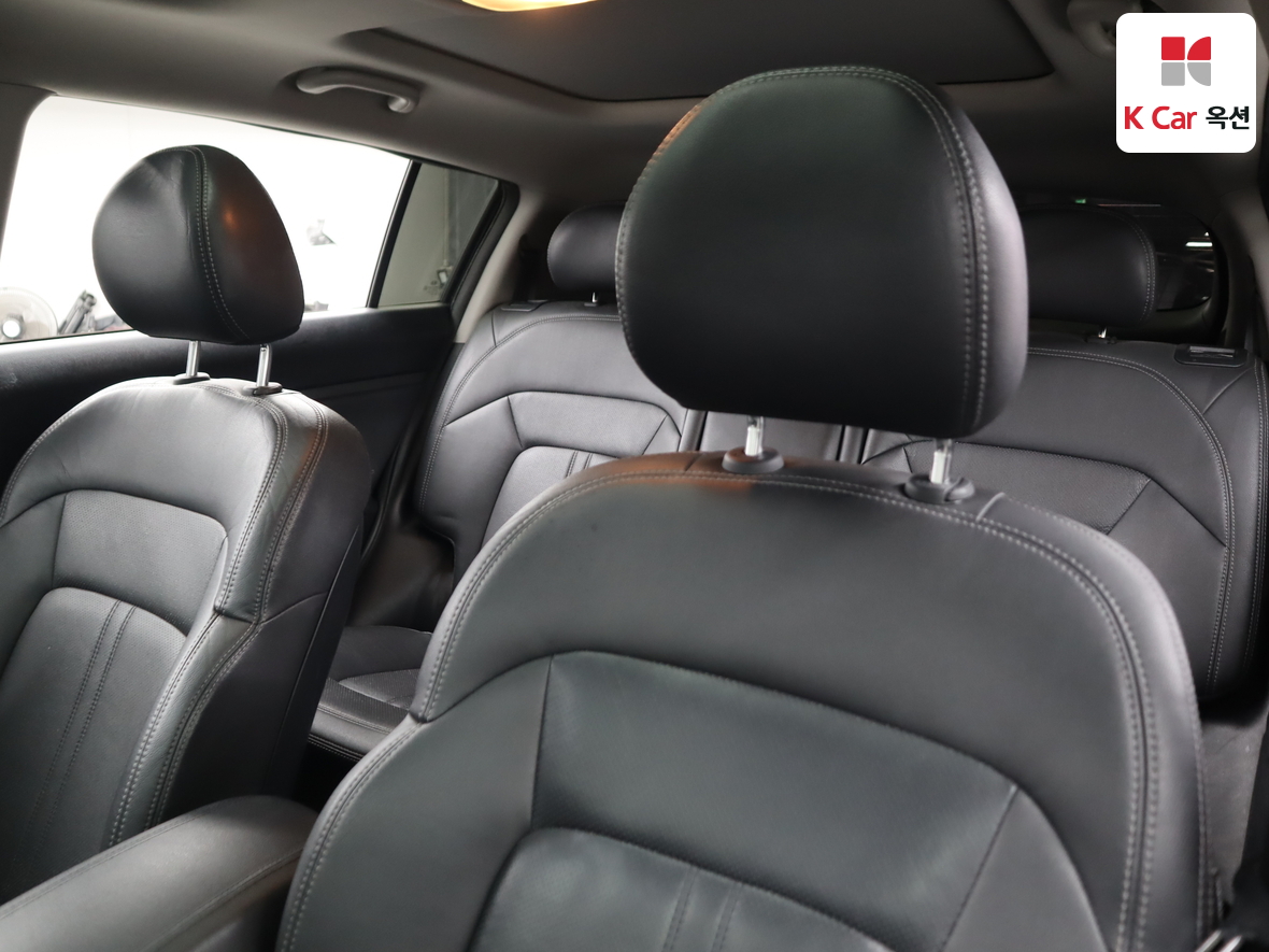 Kia Sportage 2011 - Image 19