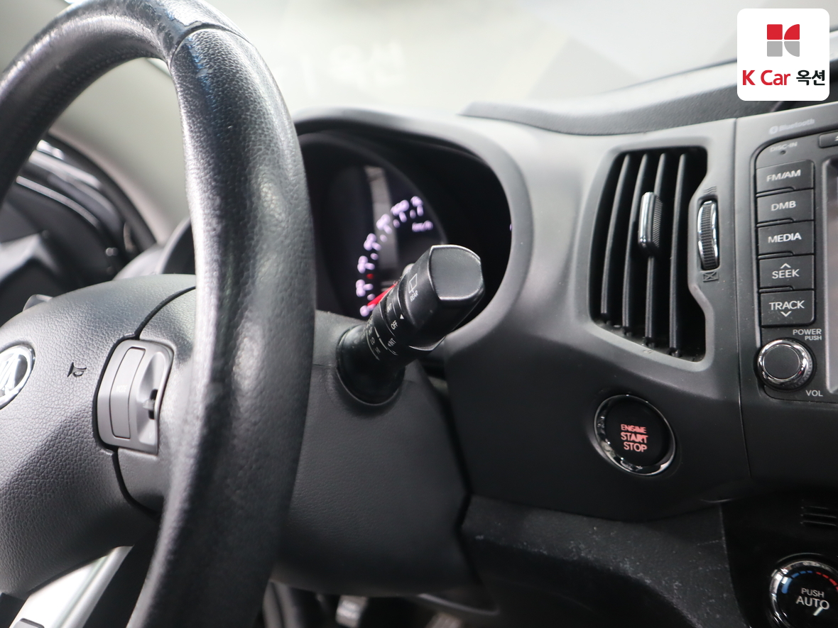 Kia Sportage 2011 - Image 11