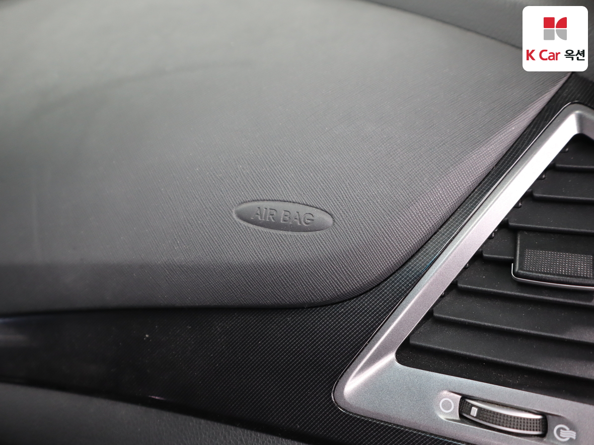 Hyundai Santa Fe 2014 - Image 32