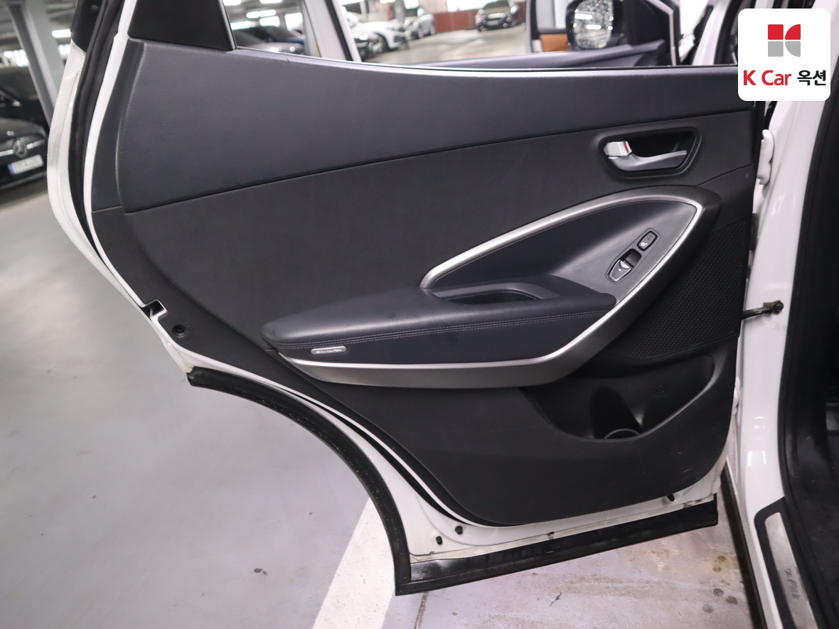 Hyundai Santa Fe 2014 - Image 23