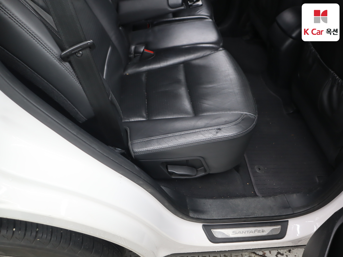 Hyundai Santa Fe 2014 - Image 29