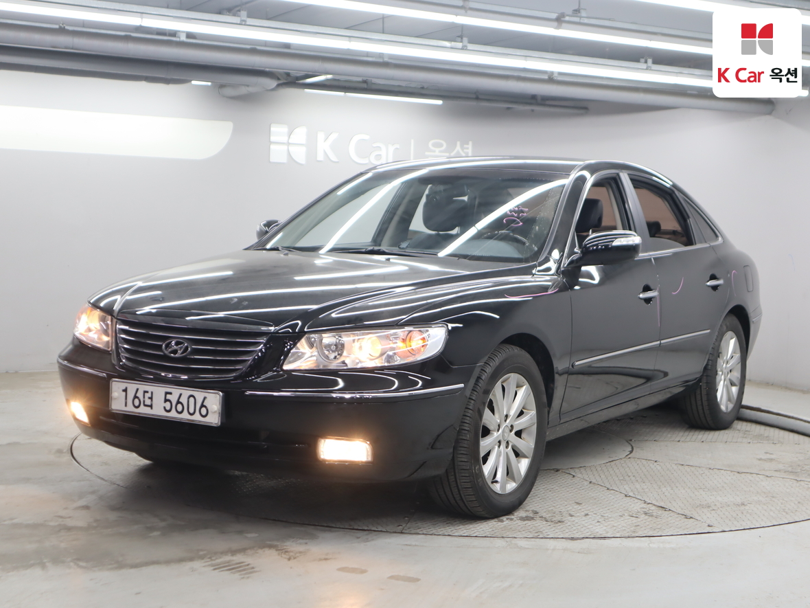 Hyundai Grandeur 2010 - Image 1