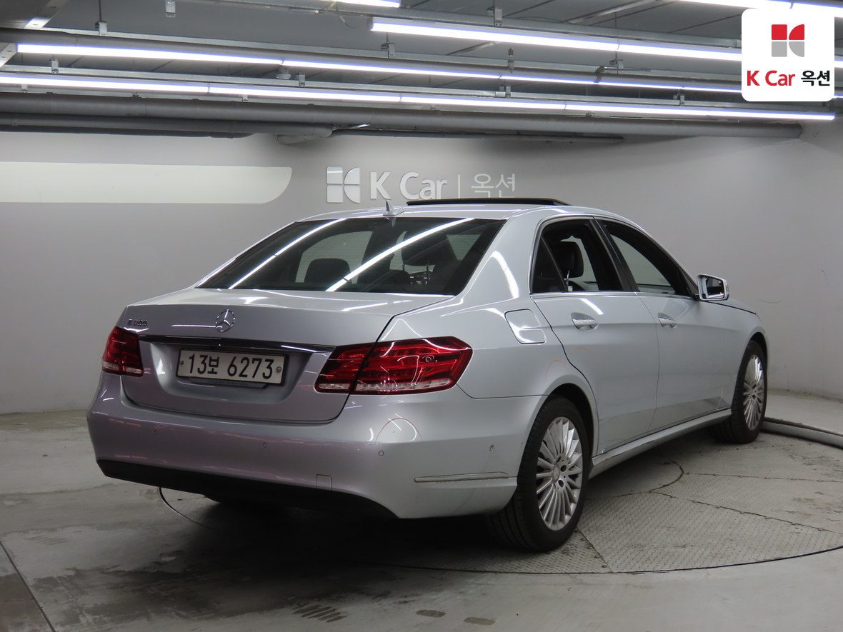 Mercedes-Benz E-Class 2014 - Image 2