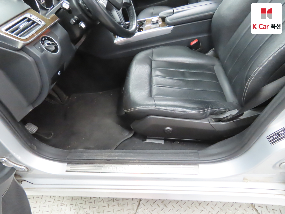 Mercedes-Benz E-Class 2014 - Image 19