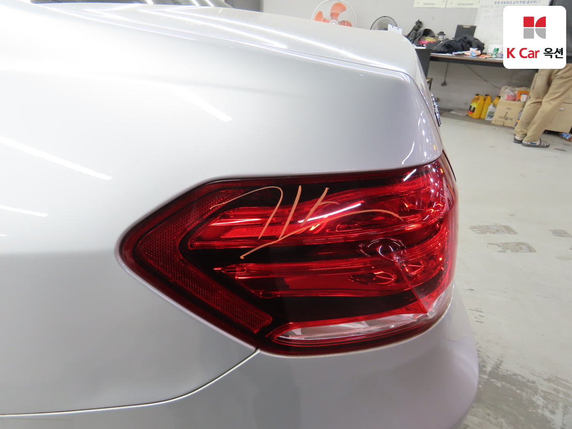 Mercedes-Benz E-Class 2014 - Image 43