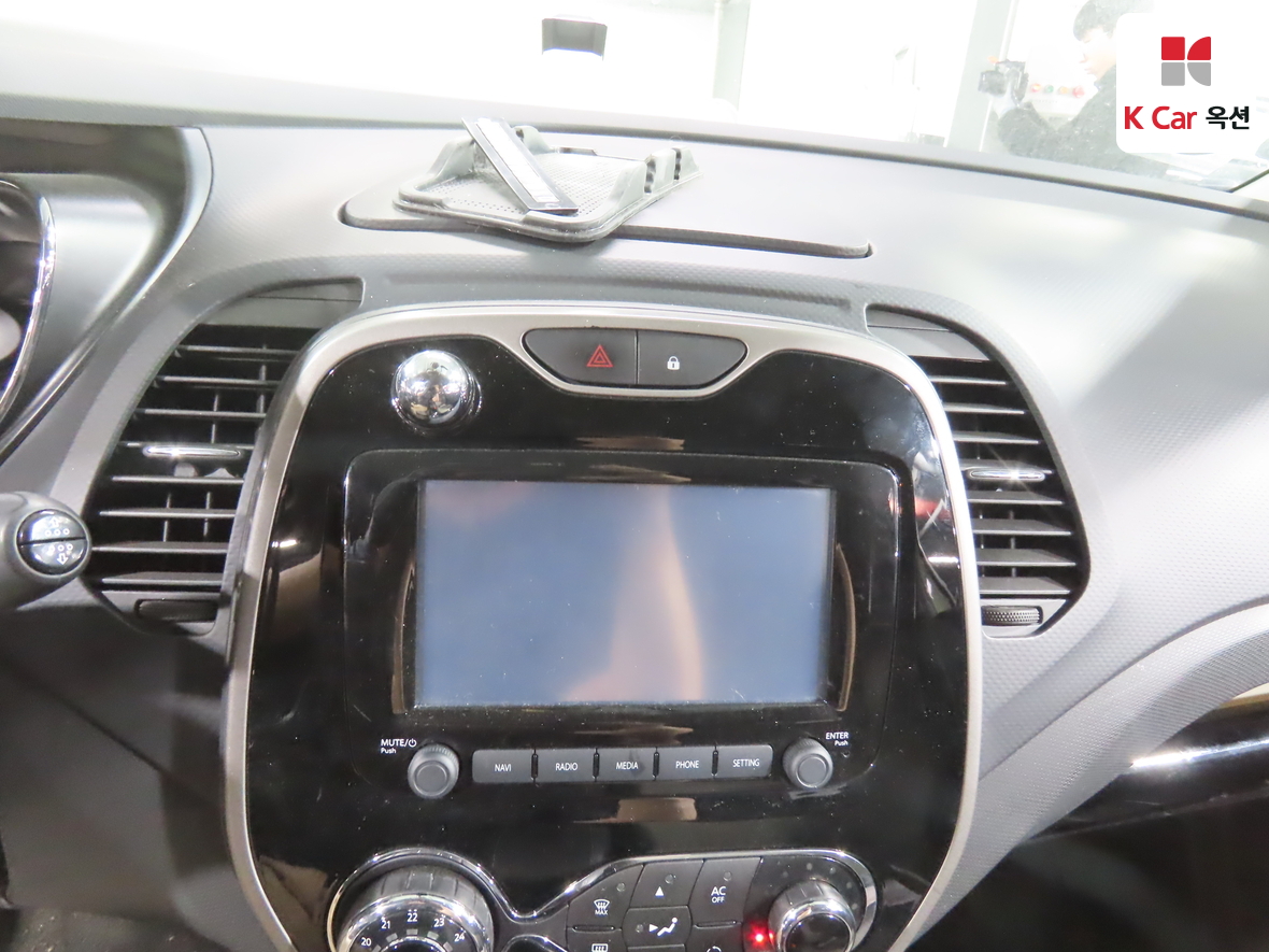Renault Samsung QM3 2015 - Image 14