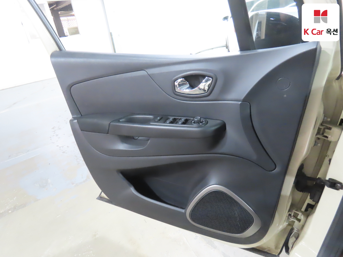 Renault Samsung QM3 2015 - Image 8