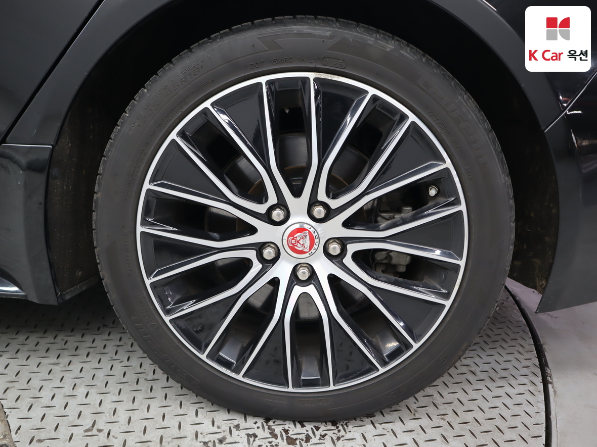 JAGUAR 재규어 2020 - 이미지 43