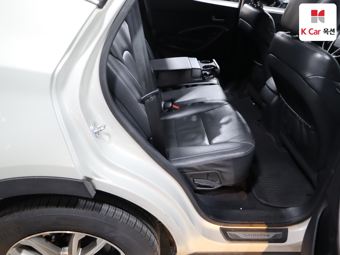 هيونداي سانتافي 2013 - صورة 29