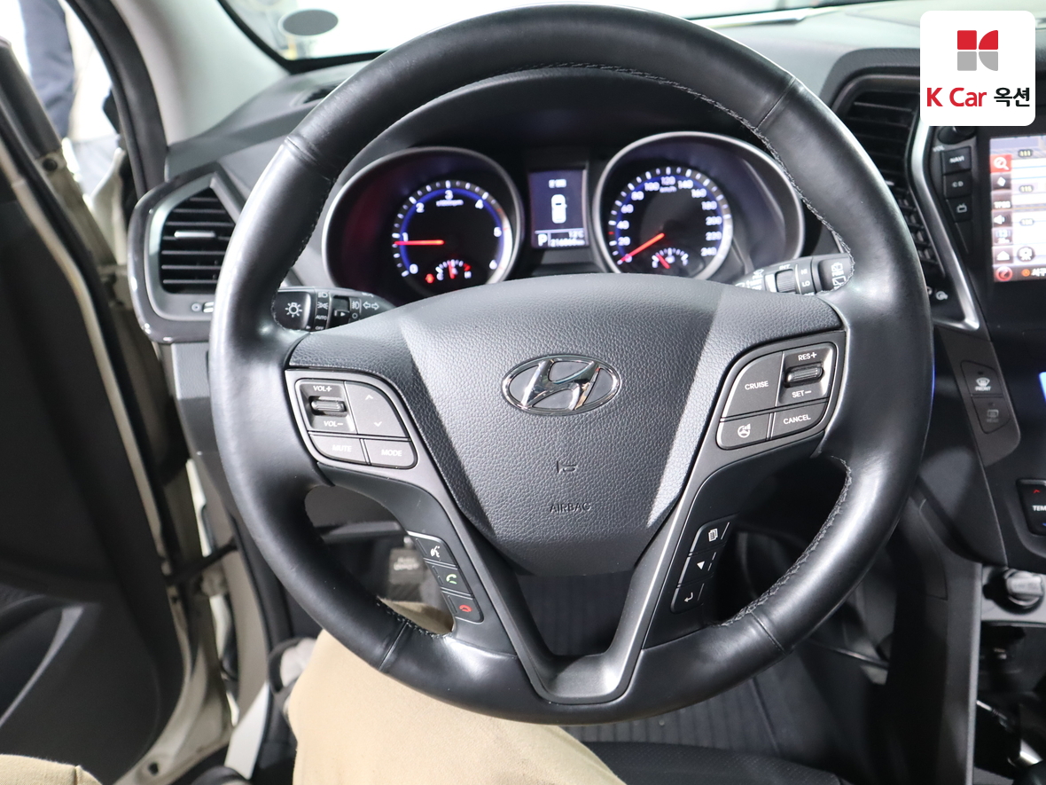 هيونداي سانتافي 2013 - صورة 10