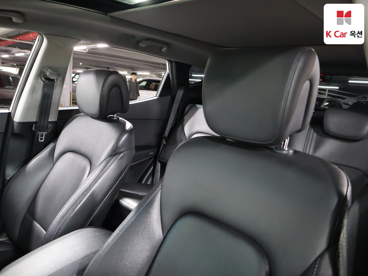 هيونداي سانتافي 2013 - صورة 19