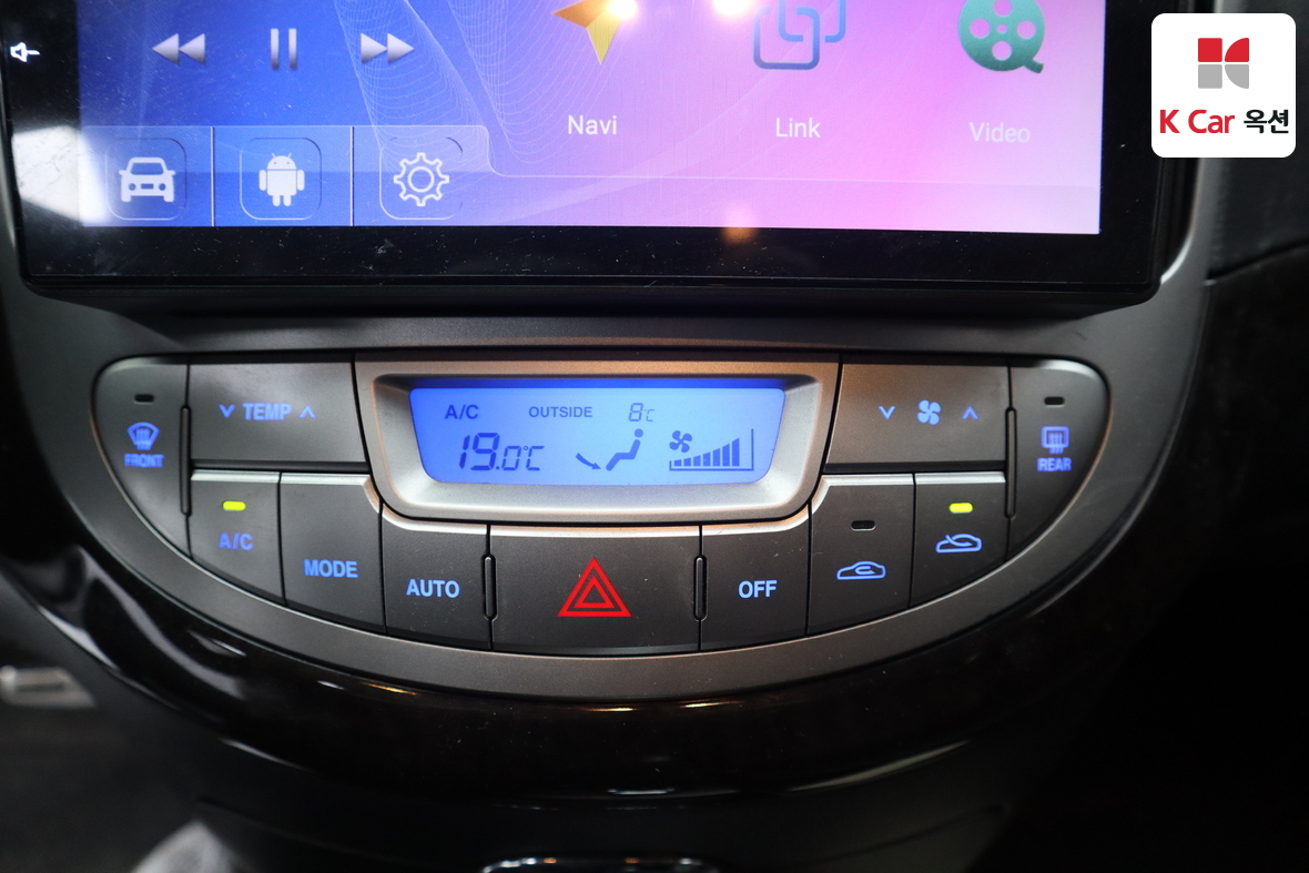 هيونداي إلانترا 2010 - صورة 14