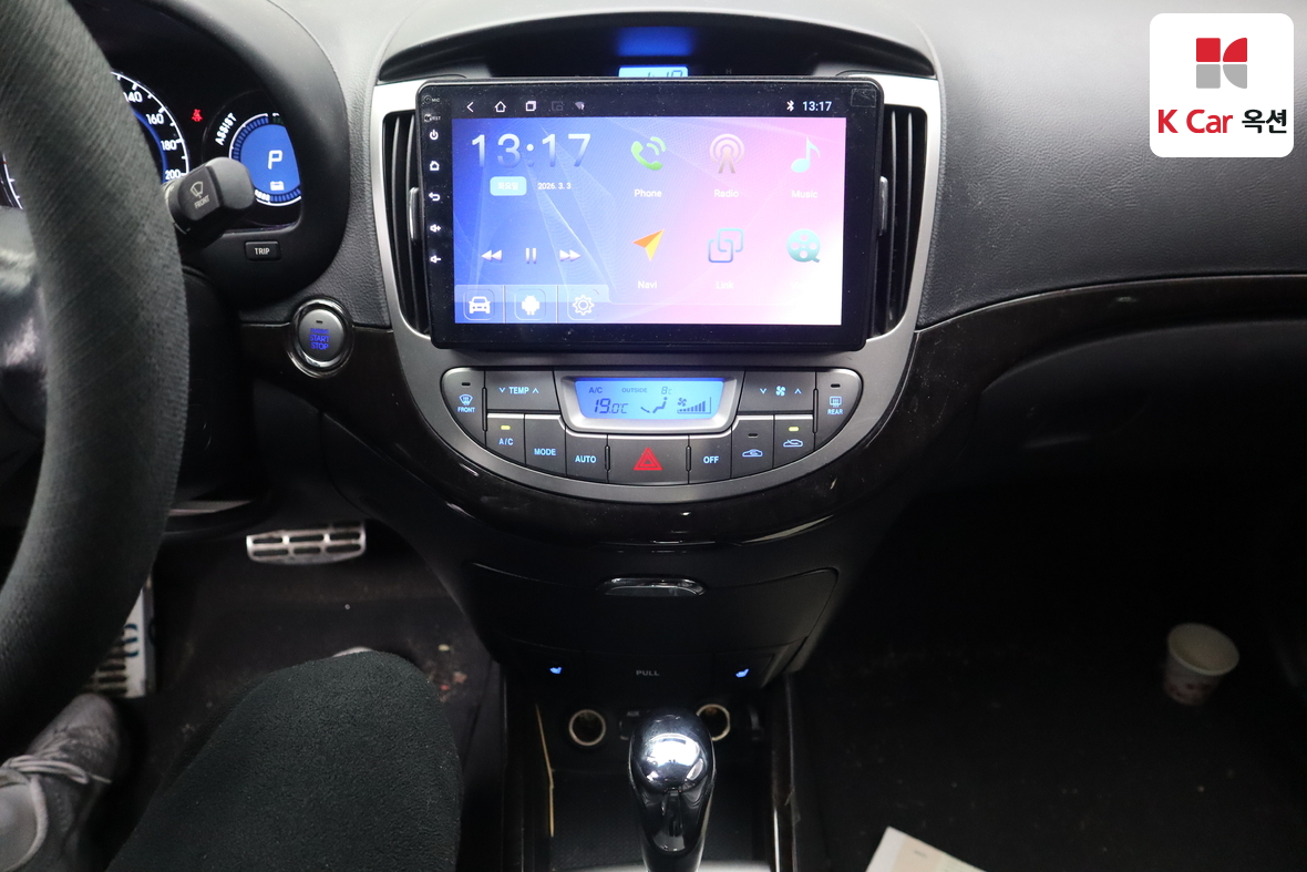 هيونداي إلانترا 2010 - صورة 6