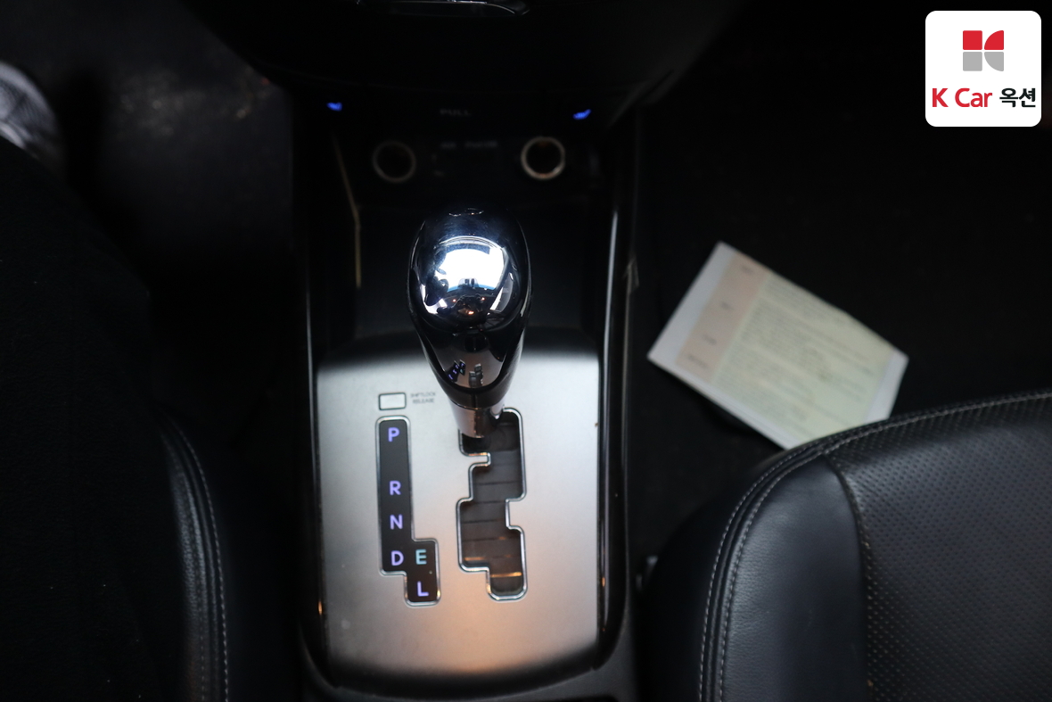 هيونداي إلانترا 2010 - صورة 16