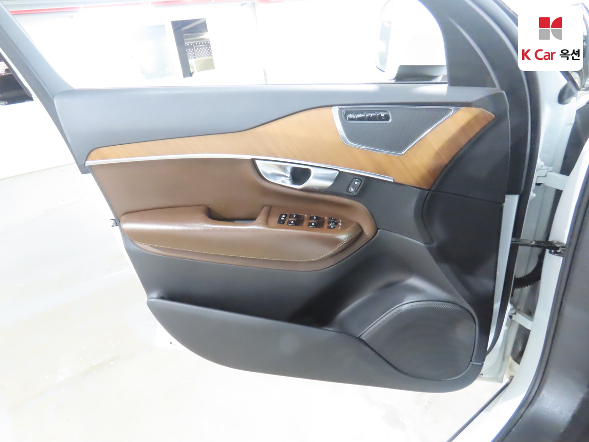 فولفو فولفو 2018 - صورة 8