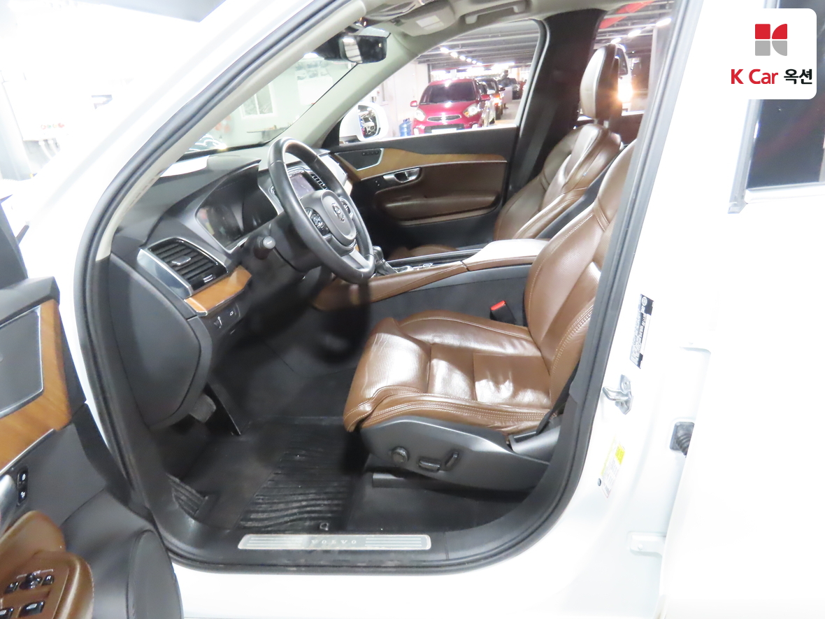 فولفو فولفو 2018 - صورة 18