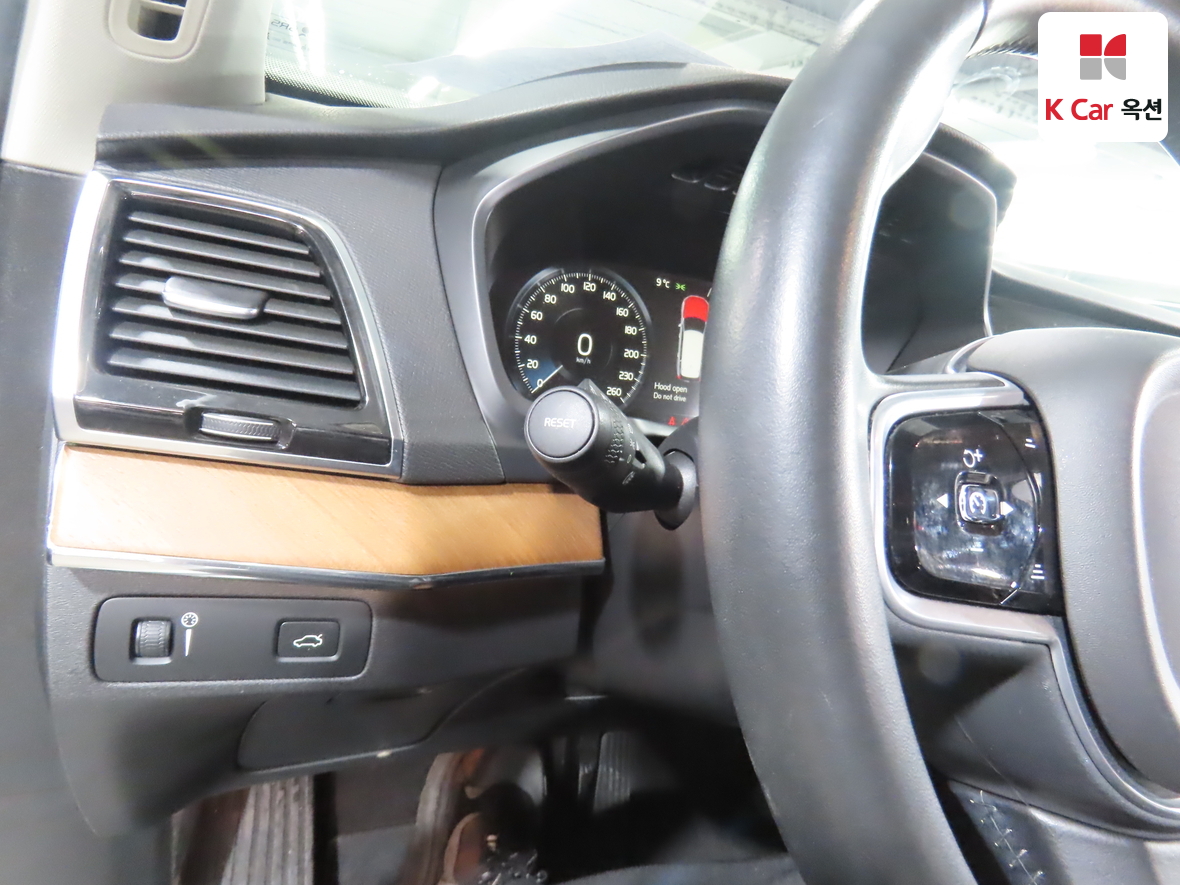 فولفو فولفو 2018 - صورة 9