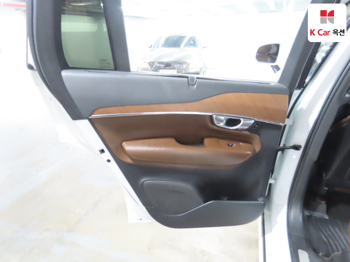 فولفو فولفو 2018 - صورة 24