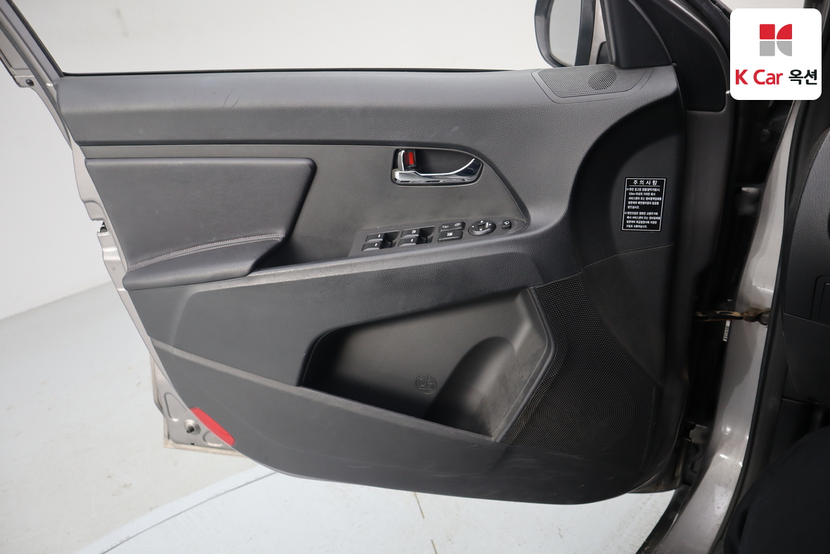 كيا سبورتاج 2012 - صورة 8