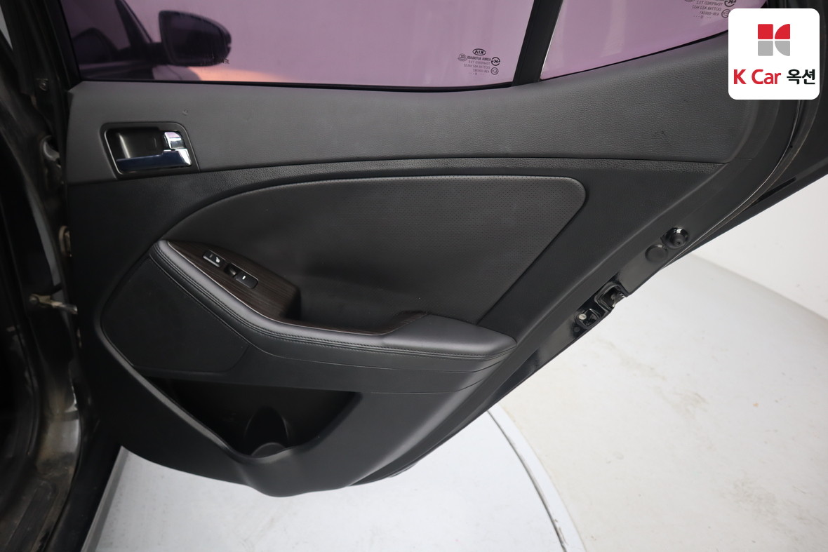 كيا K5 2013 - صورة 24