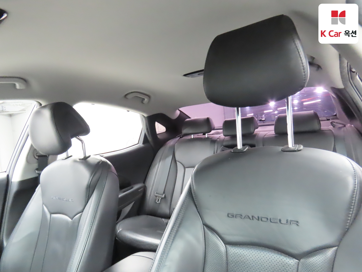 Hyundai AZERA 2013 - Image 21