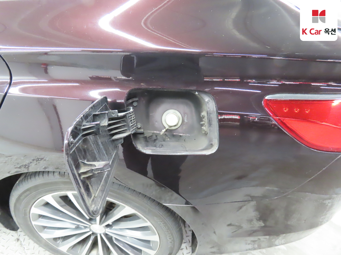 Hyundai AZERA 2013 - Image 27