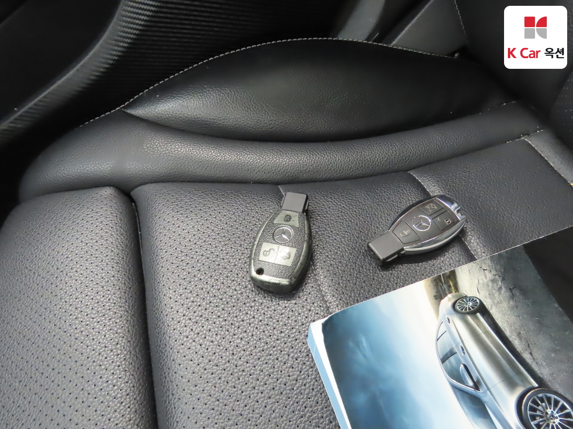 Mercedes-Benz C-Class 2018 - Image 18