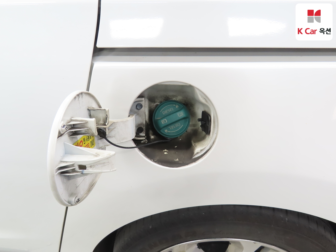 كيا نيو كارنيفال 2016 - صورة 23