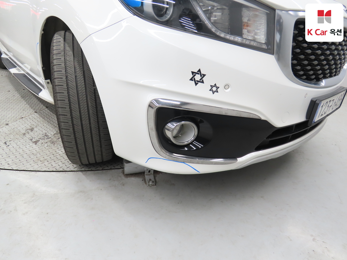 كيا نيو كارنيفال 2016 - صورة 41