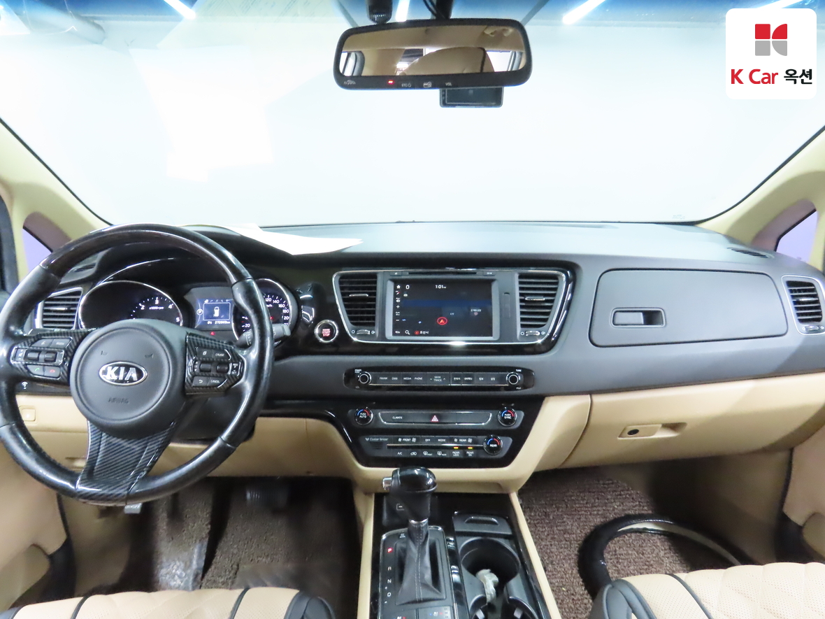 كيا نيو كارنيفال 2016 - صورة 3