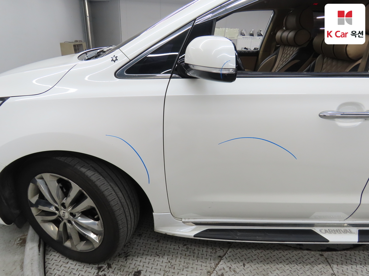 كيا نيو كارنيفال 2016 - صورة 36