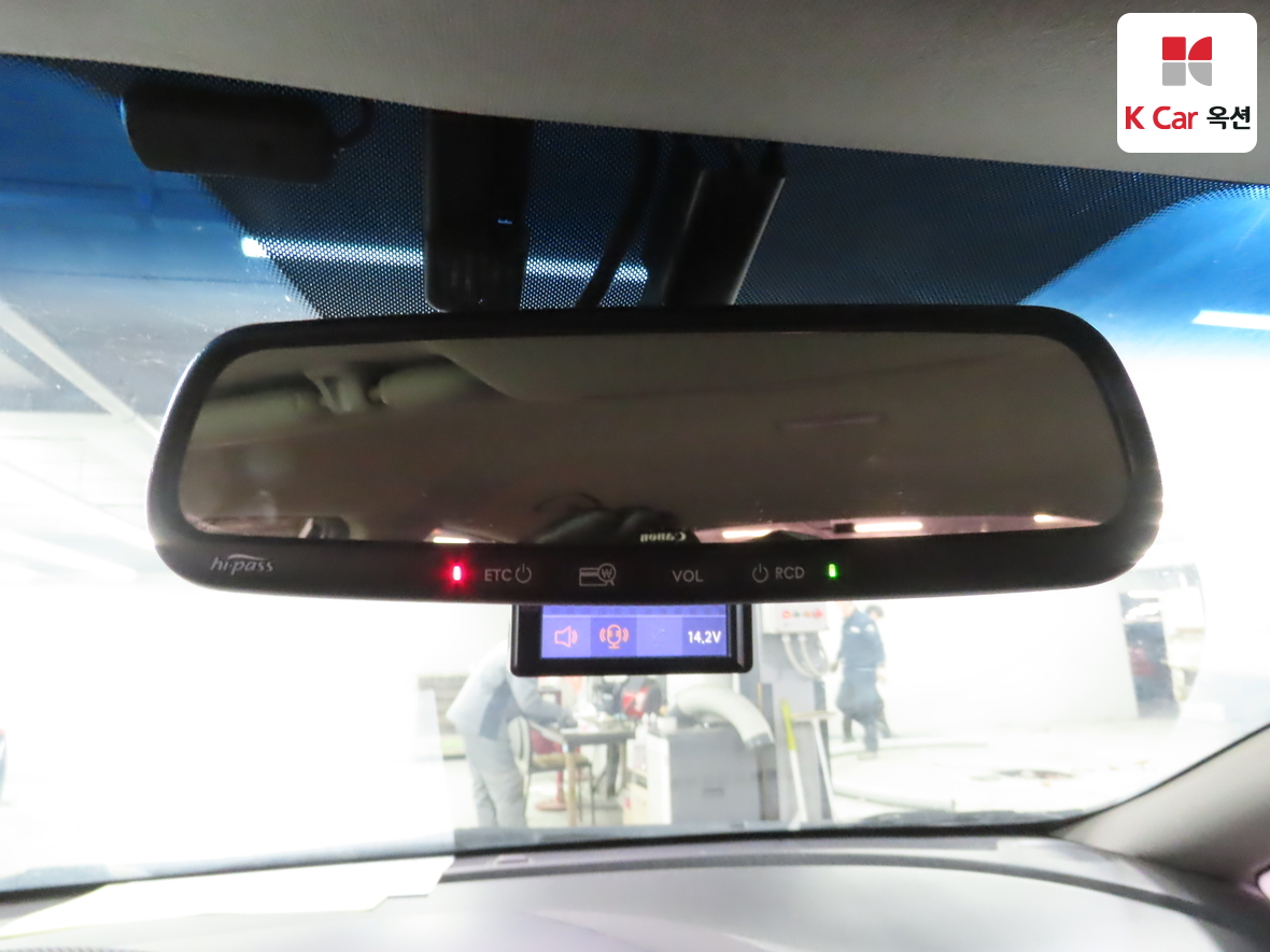 Kia K3 2013 - Image 13