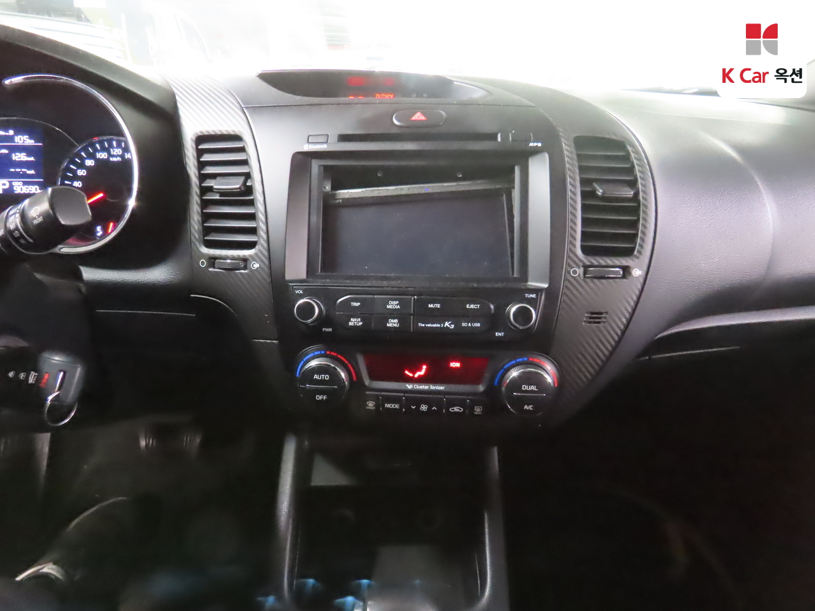 Kia K3 2013 - Image 6