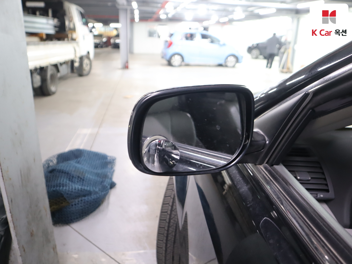 Toyota Camry 2011 - Image 24