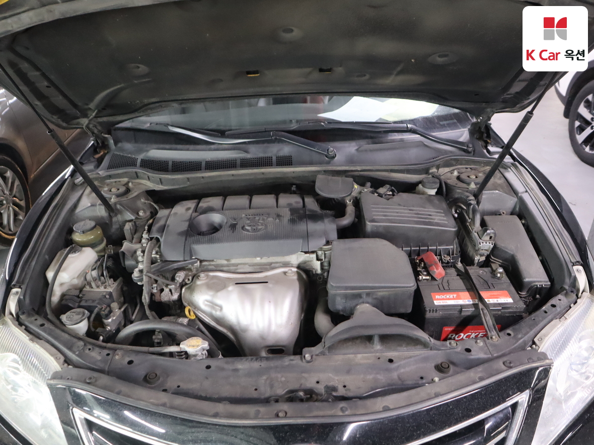 Toyota Camry 2011 - Image 35