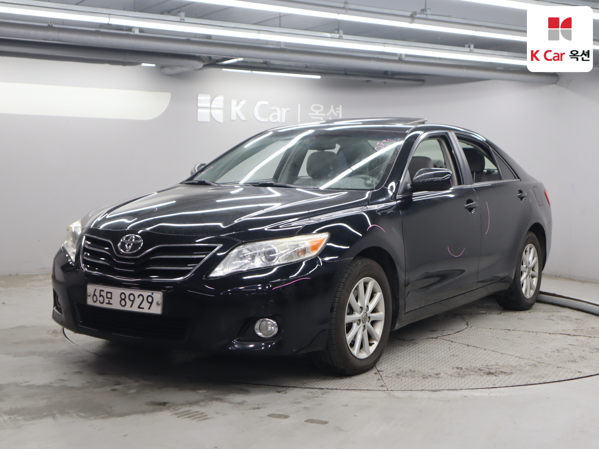 Toyota Camry 2011 - Image 1