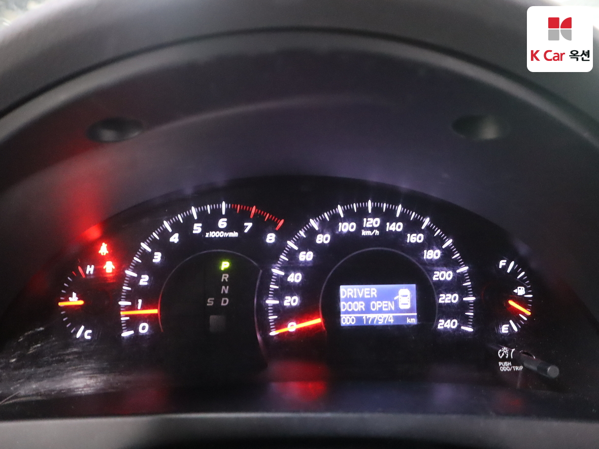 Toyota Camry 2011 - Image 5